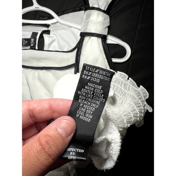 BCX‎ white cinched bottom bow tank top blouse womens medium preppy corpcore - Picture 5 of 7